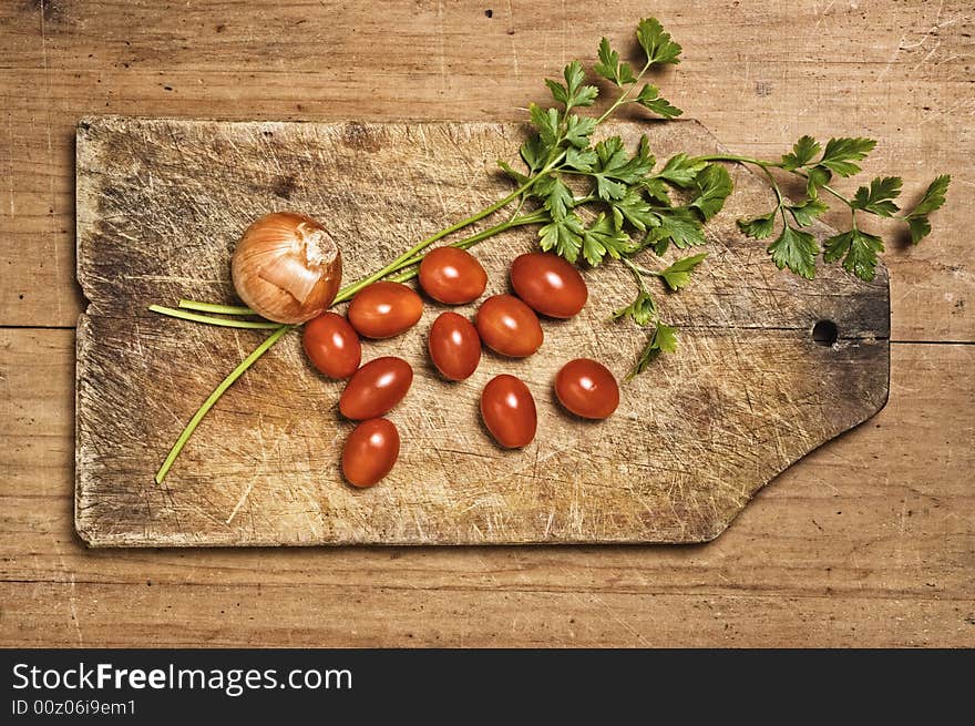 Tomato, Parsley And Onion