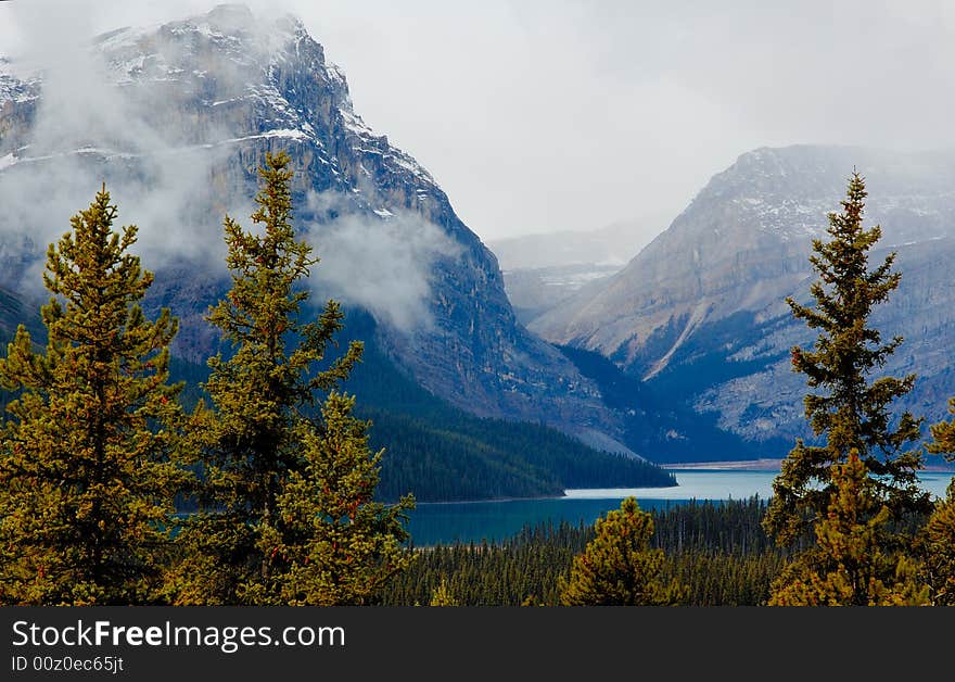 Glacier lake in the mountains in the late fall