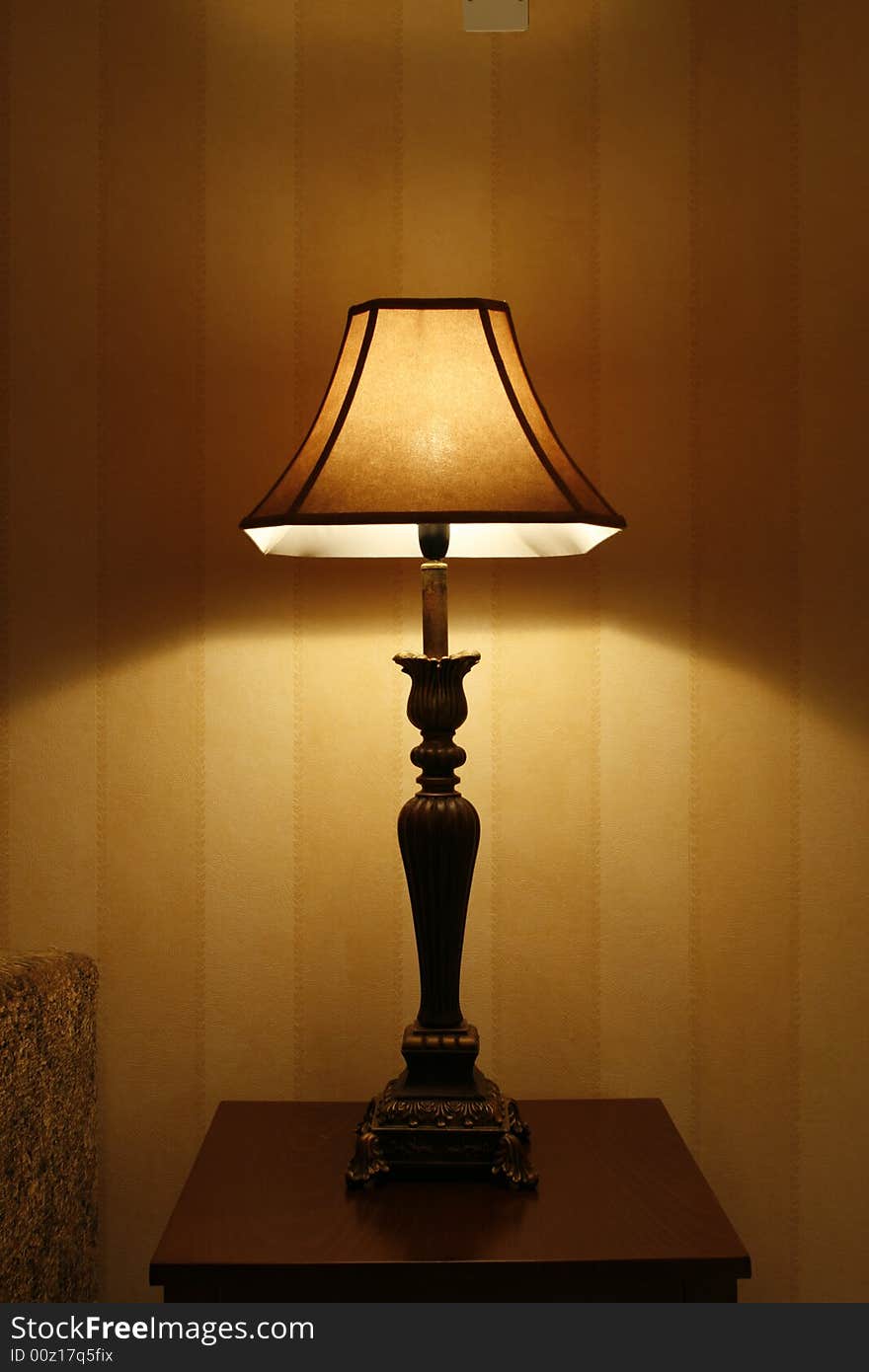 Switch on table lamp