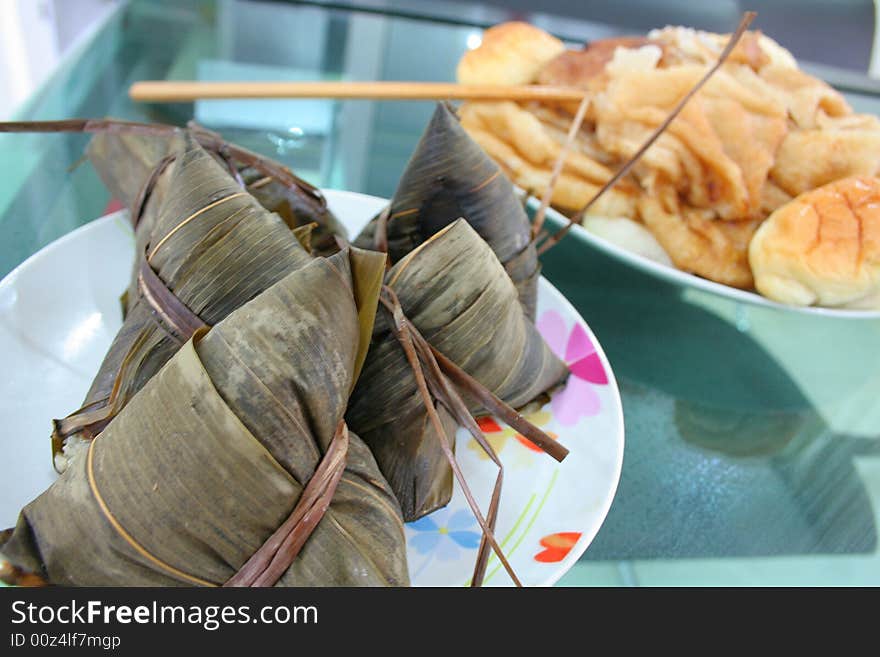 Chinese traditional food,glutinou rice dumpling. Chinese traditional food,glutinou rice dumpling.