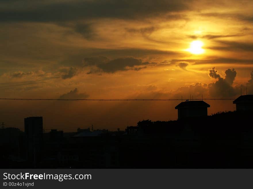 The time for sundown, cloud. The time for sundown, cloud.