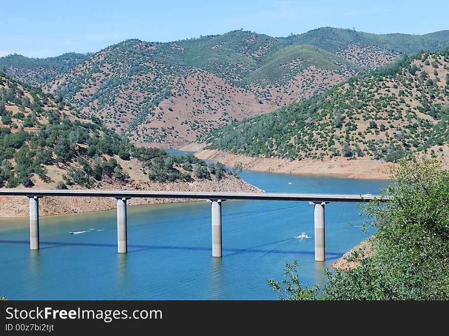 This is the photo of bridge in California Mountains