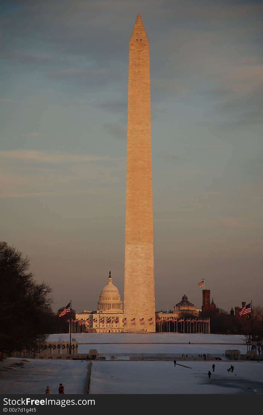 Washington monument in winter