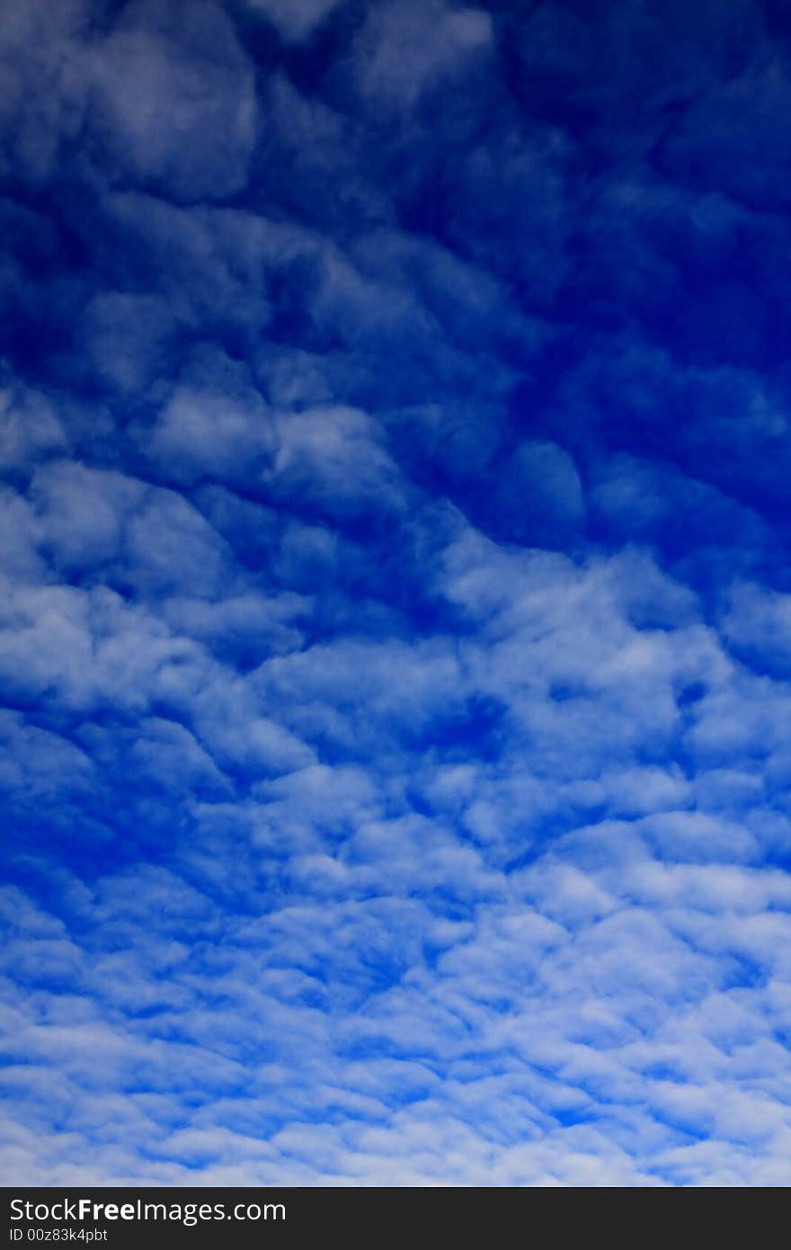 Sky and small clouds