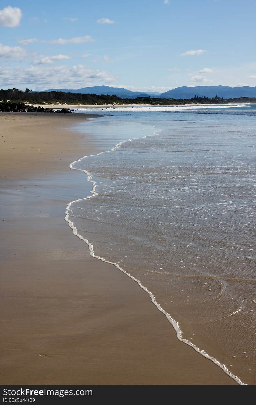 Beutifull coastline and wave hitting the beach. Byron Bay - Australia