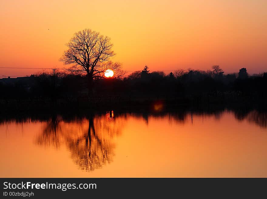 English Country Park.....

I just had to capture the sun setting over my local country park don't you just love that mirror image of the tree in the lake' and them beautiful coloured sky's. English Country Park.....

I just had to capture the sun setting over my local country park don't you just love that mirror image of the tree in the lake' and them beautiful coloured sky's...