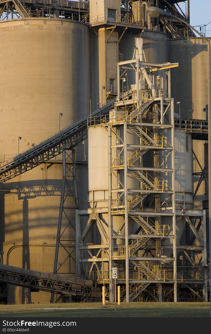 Large storage buildings at a cement factory in North Texas near Midlothian. Large storage buildings at a cement factory in North Texas near Midlothian.