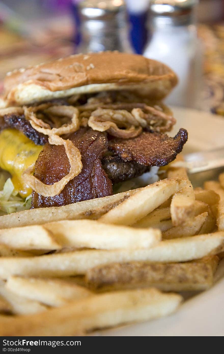 Bacon Cheeseburger with Fries