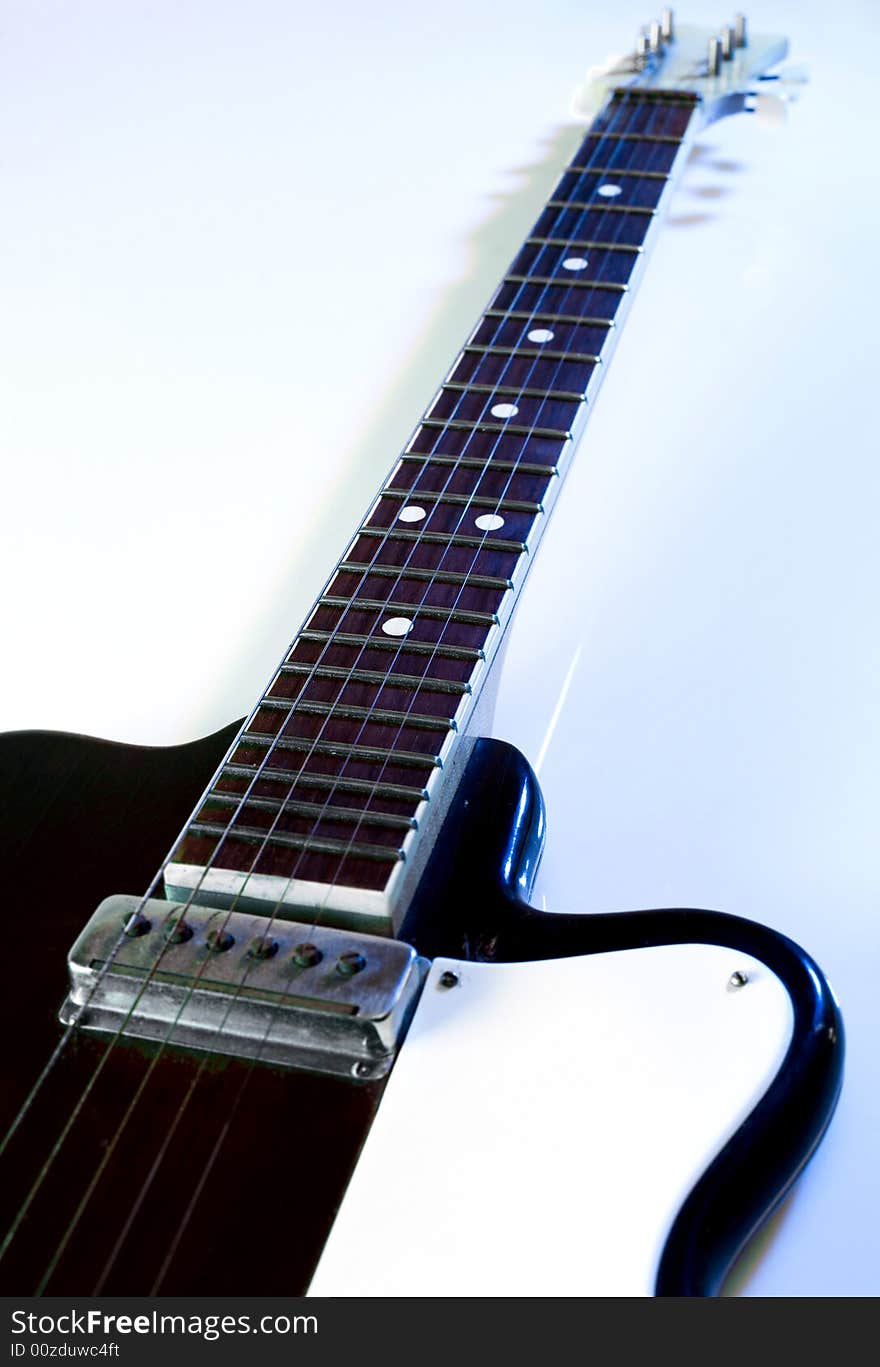 Electric guitar