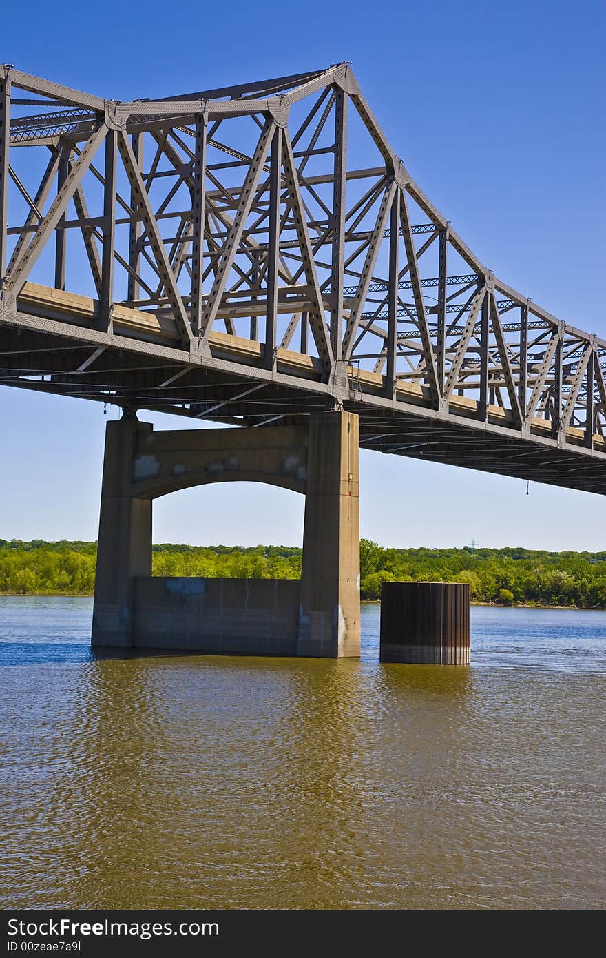 Part of the RTE 24 Bridge. Part of the RTE 24 Bridge