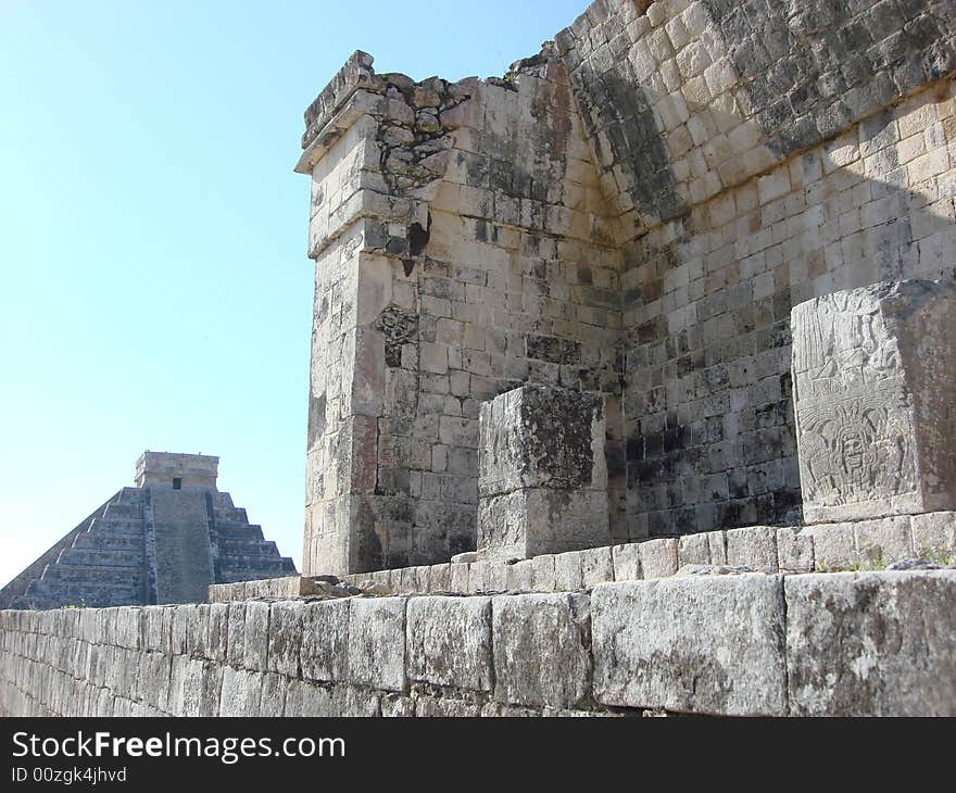 One end of the ball gaming backgrounded by the Kukulcan pyramid at Chicen Itza. One end of the ball gaming backgrounded by the Kukulcan pyramid at Chicen Itza