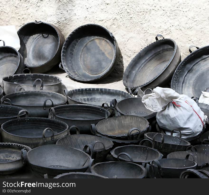 Recycled tires see new life as giant bowls