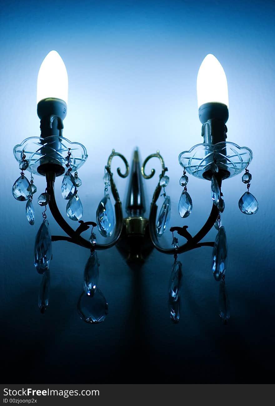 Picture of a Crystal lamp close-up