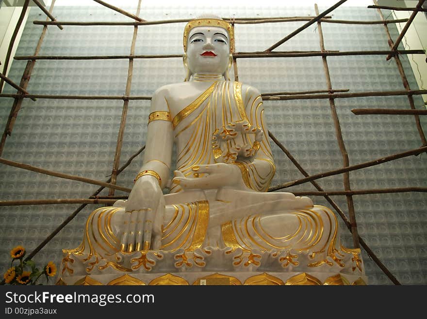 Buddha status in the chinese temple