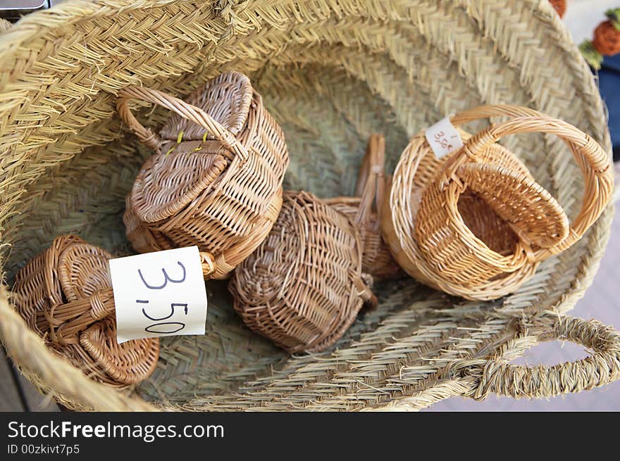 Some baskets with price