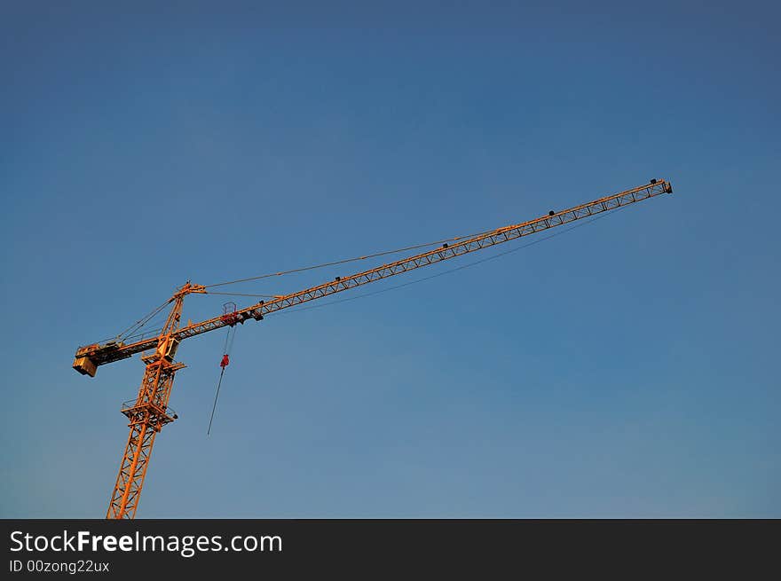 At a construction site a tower crane is hard to miss.