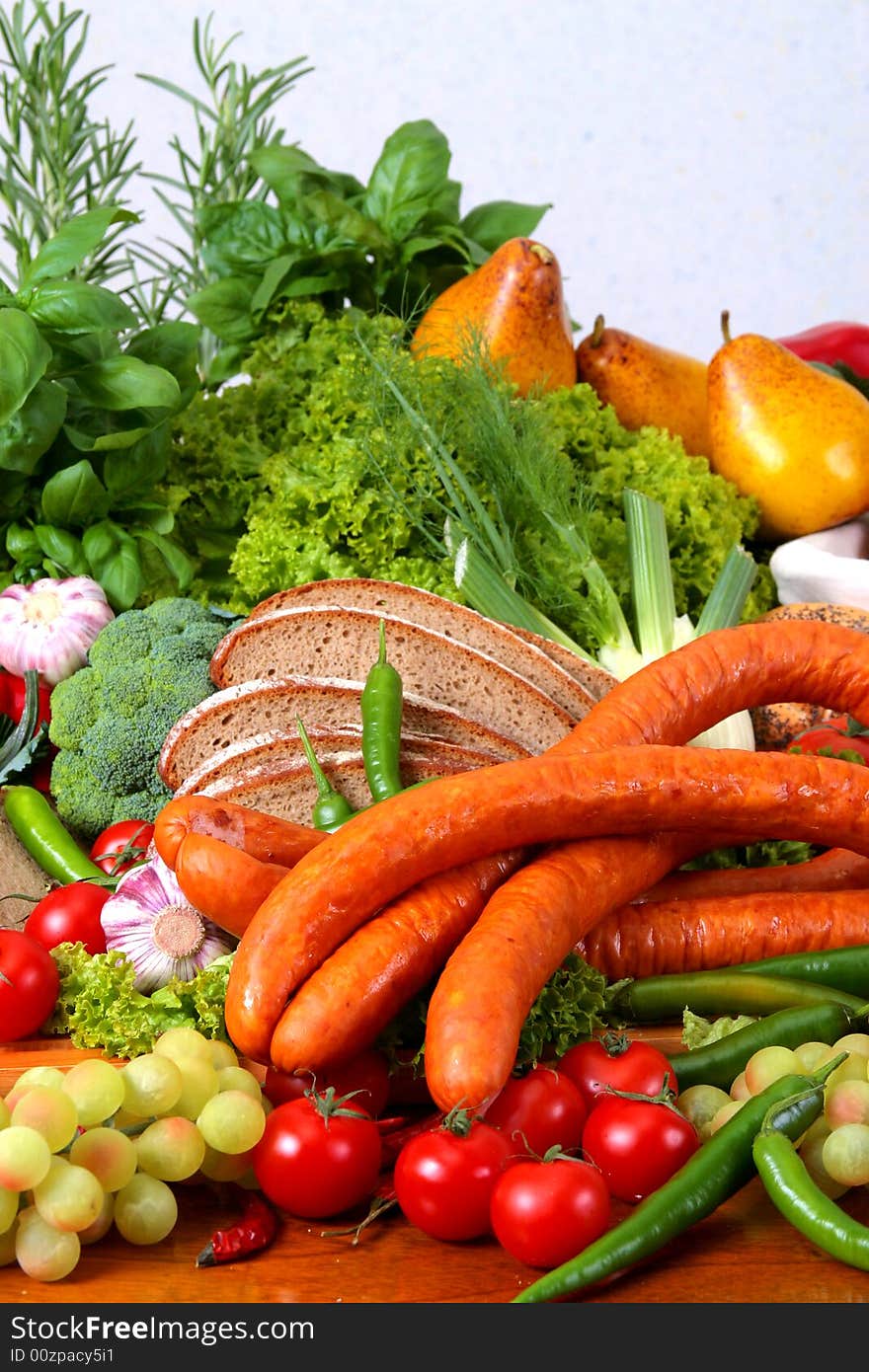 Photo of sausage and vegetables