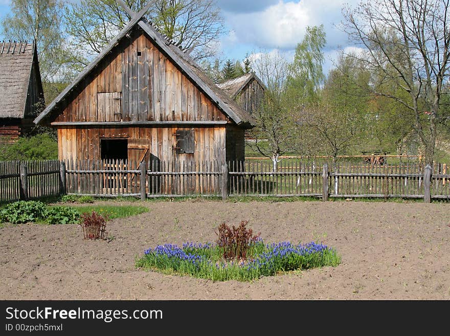 Photo of old village (cottage)