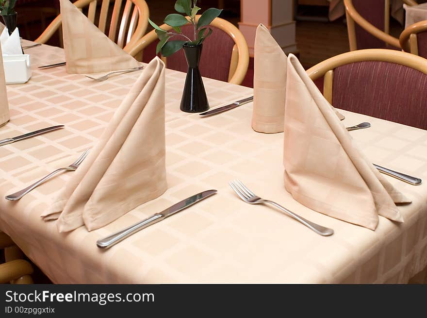 A table in the restaurant