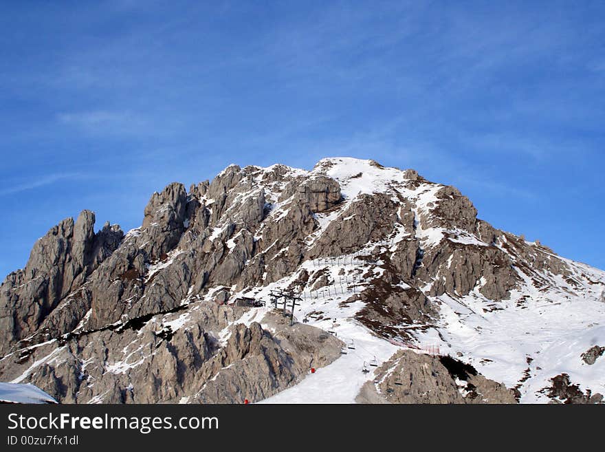 A clear day in the  austrian alps. A clear day in the  austrian alps.