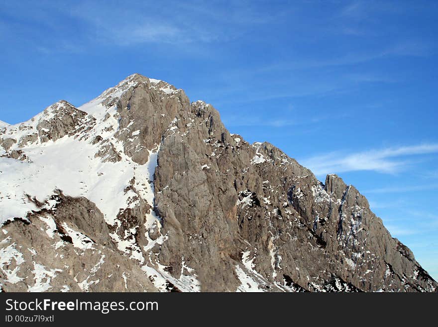 A clear day in the  austrian alps. A clear day in the  austrian alps.