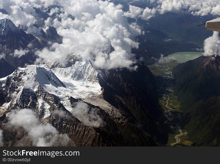 The scene of tibet .looks very beautiful . The scene of tibet .looks very beautiful .