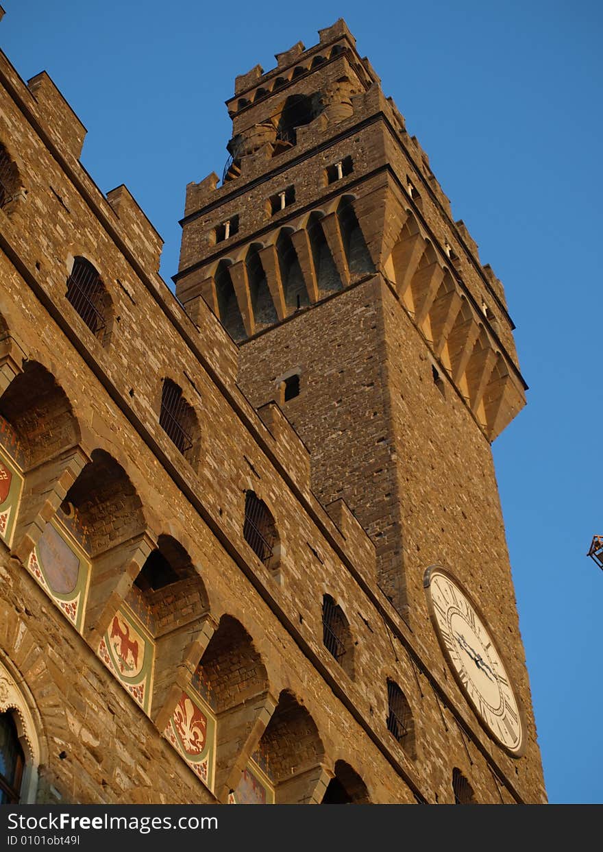 Glimpse of Palazzo Vecchio