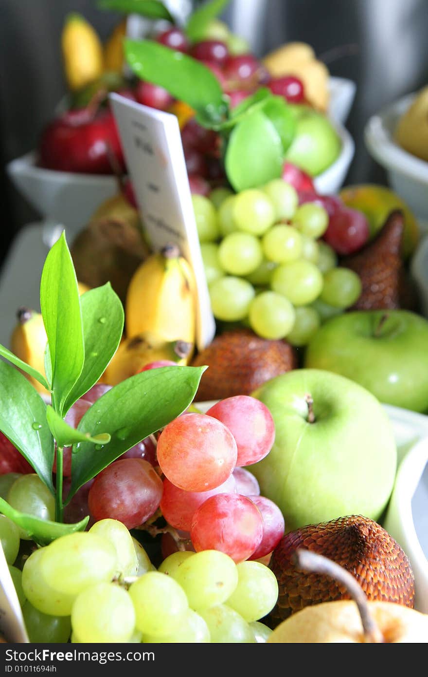 Fruits ready to deliver in hotel room