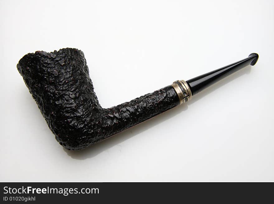 An tobacco pipe is a artwork.