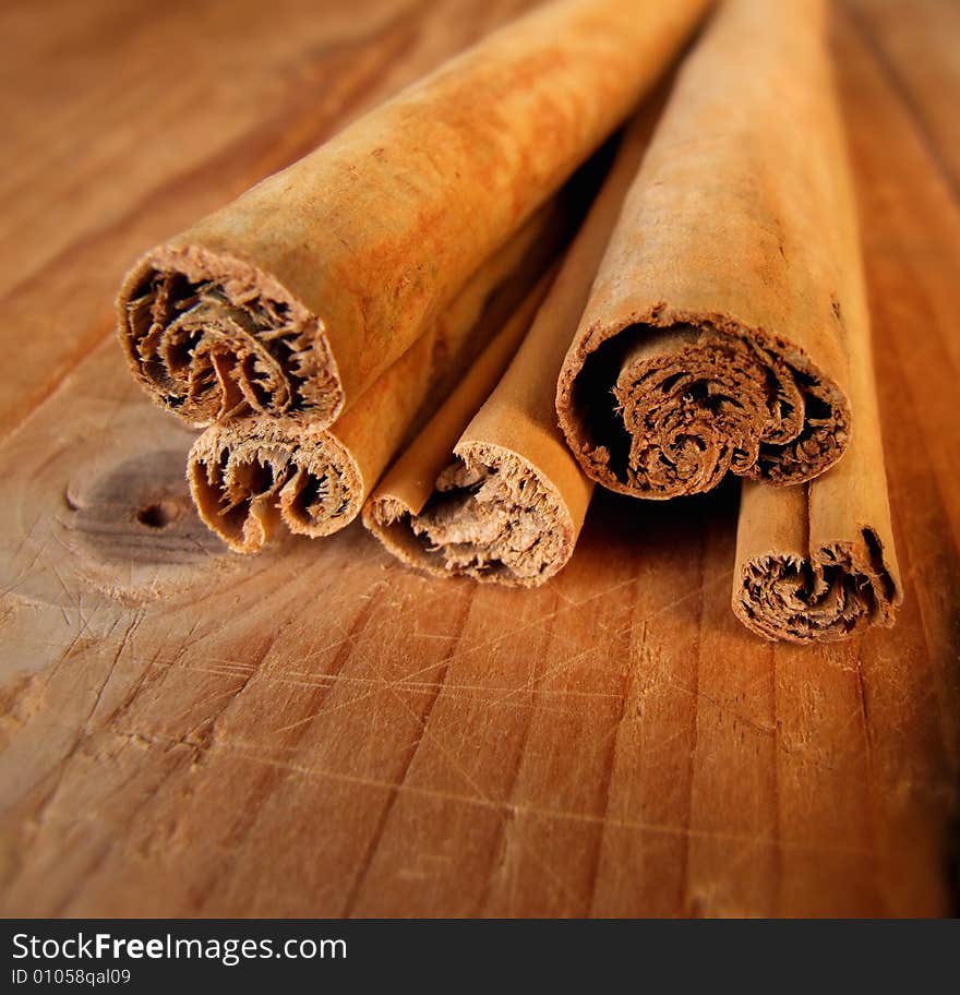 Cinnamon sticks