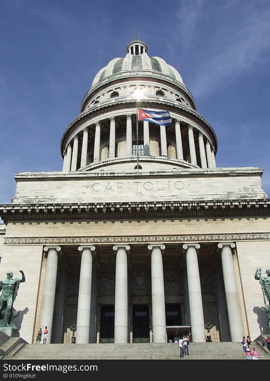 Capitol's front view, Havana Cuba (vertical). Capitol's front view, Havana Cuba (vertical)