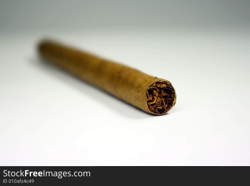 Single cigar close-up