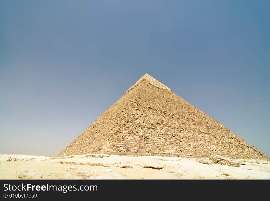 Egyptian pyramid with copy space