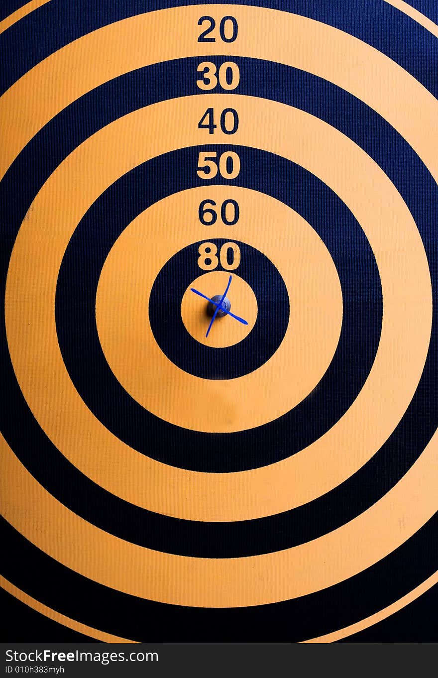 Magnetic dart board with darts