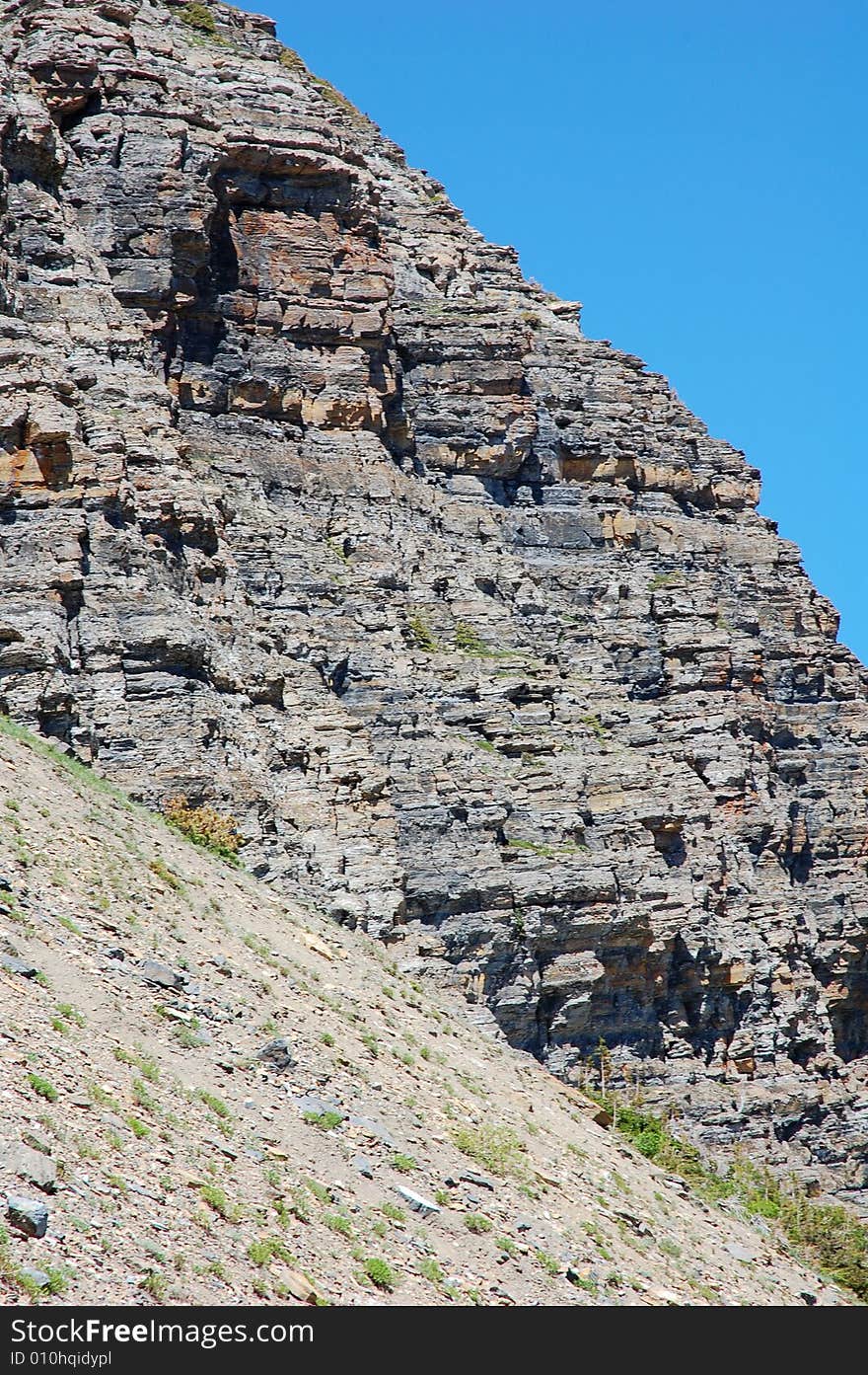 Sandy cliff along parkway in glacier national park, Montana, united states