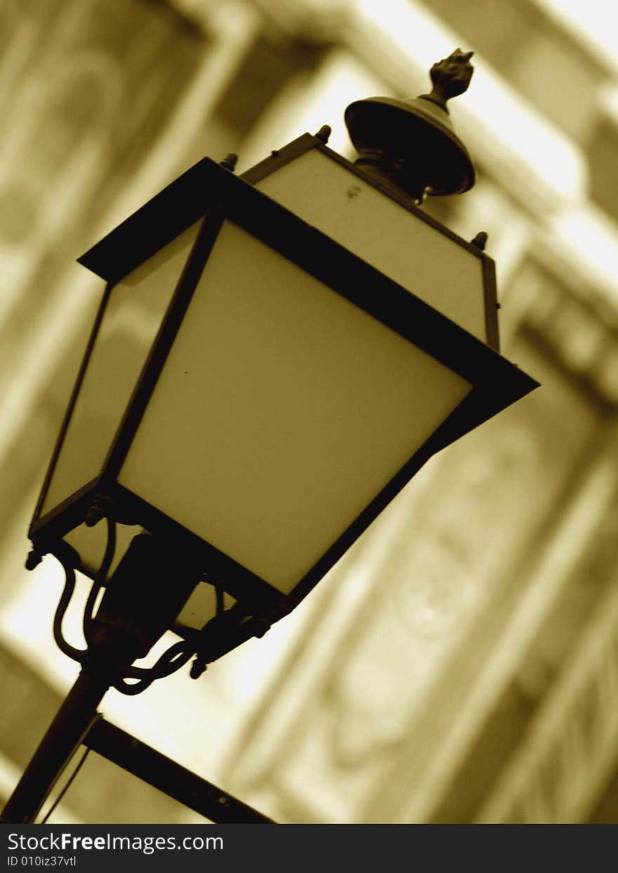 A suggestive shot of a street lamp