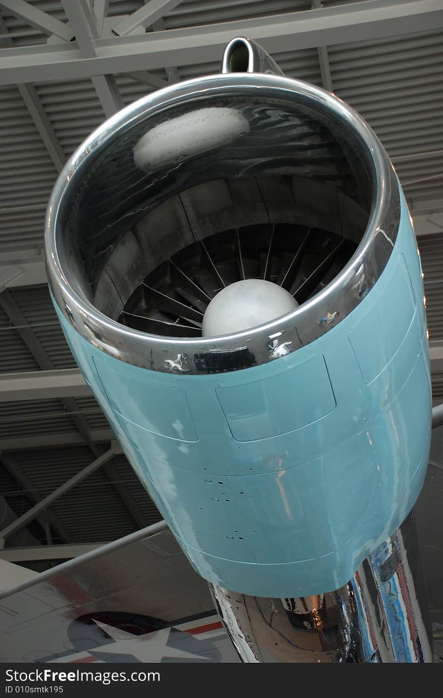 Photo of the jet engine turbine of Air Force One with the iconic light blue paint job