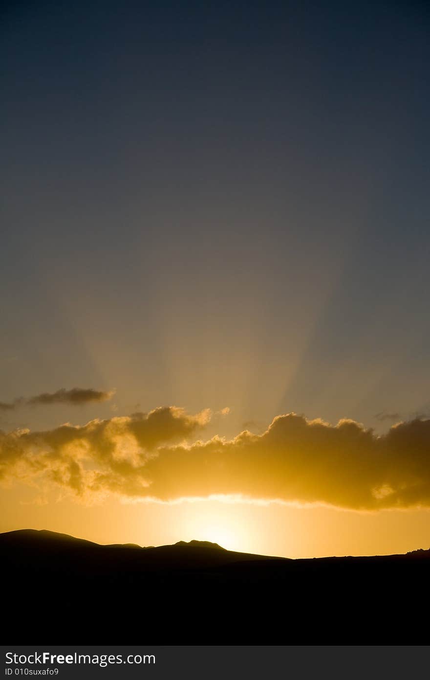 Sunset with nice sun rays.