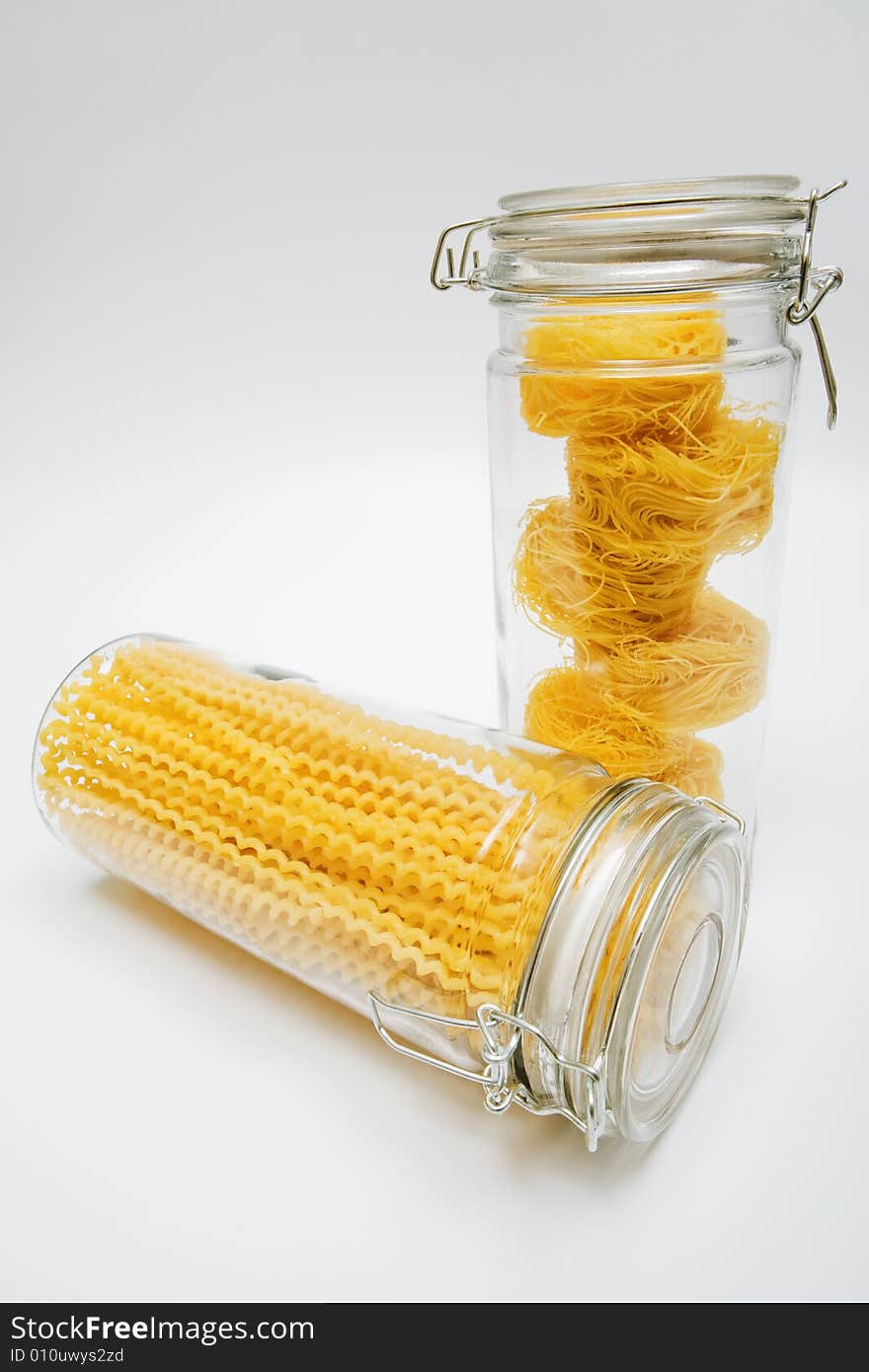 Pasta glass can