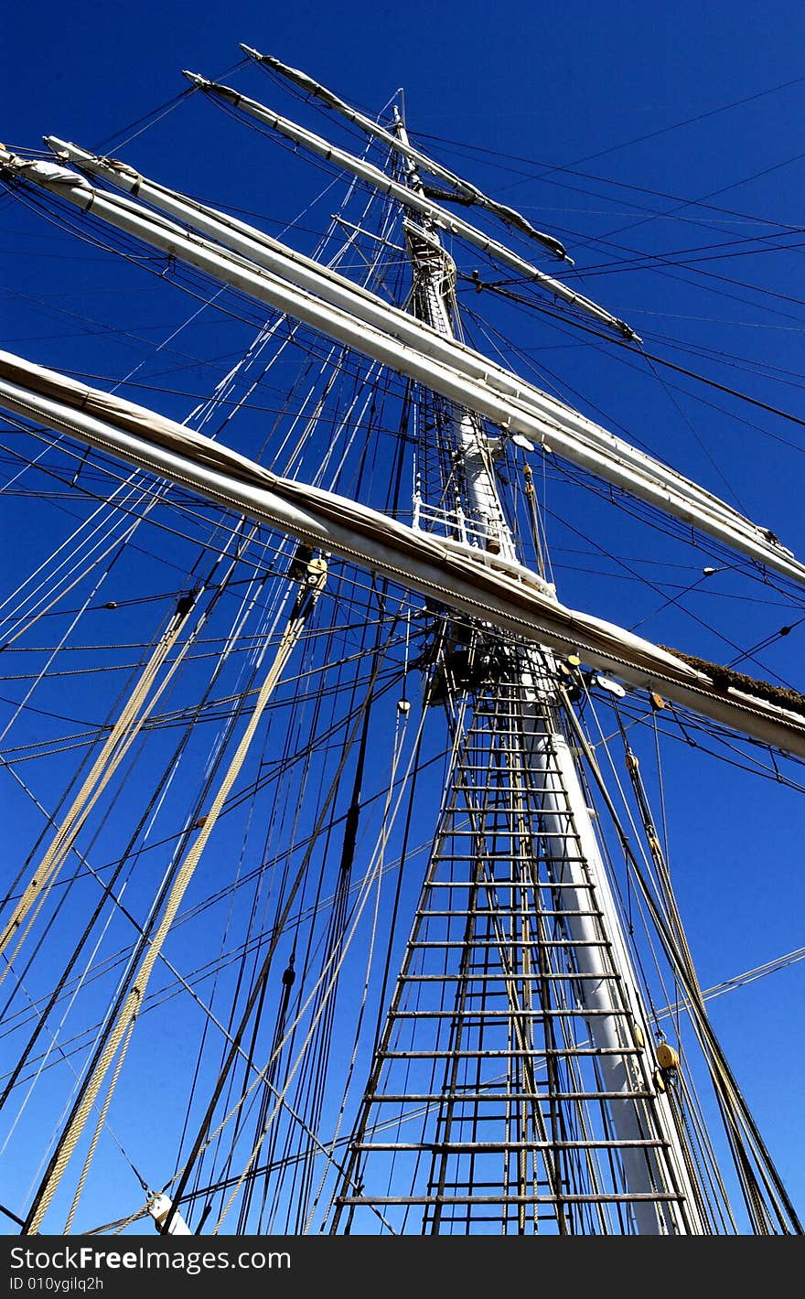 Picture of an old boat