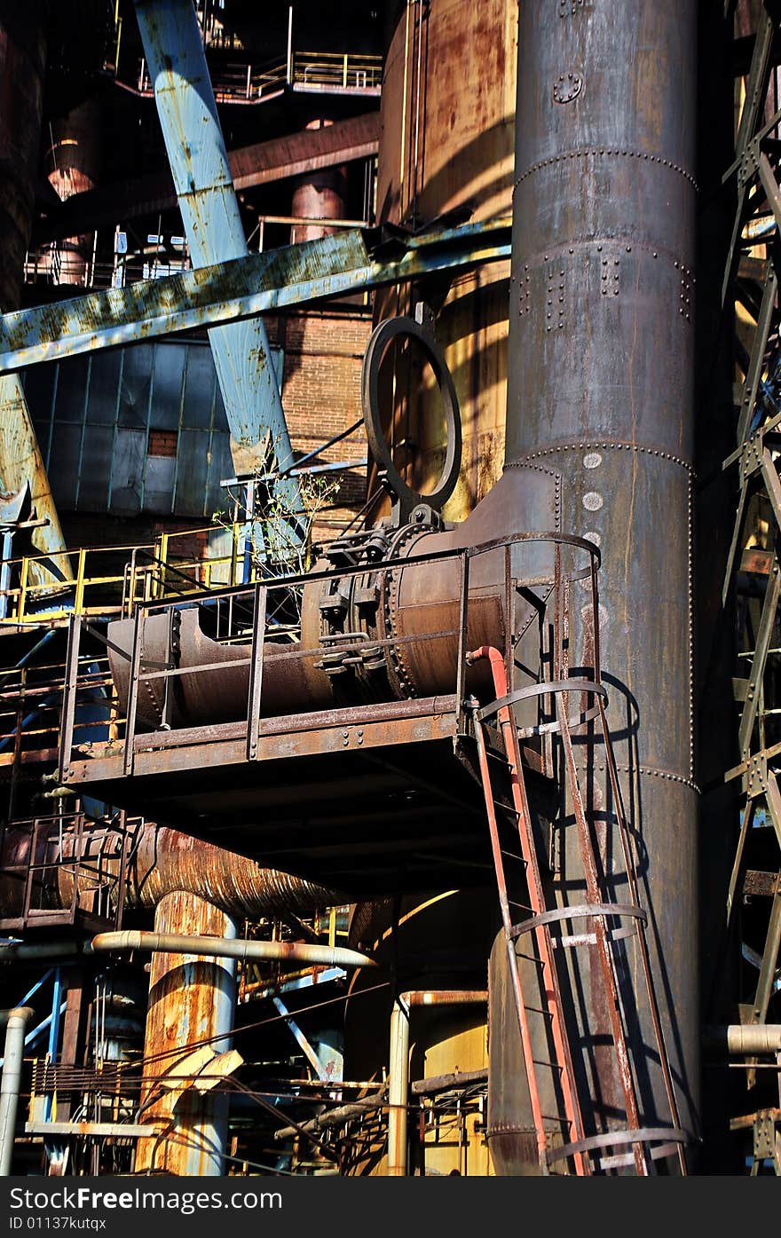 Steel-making furnace