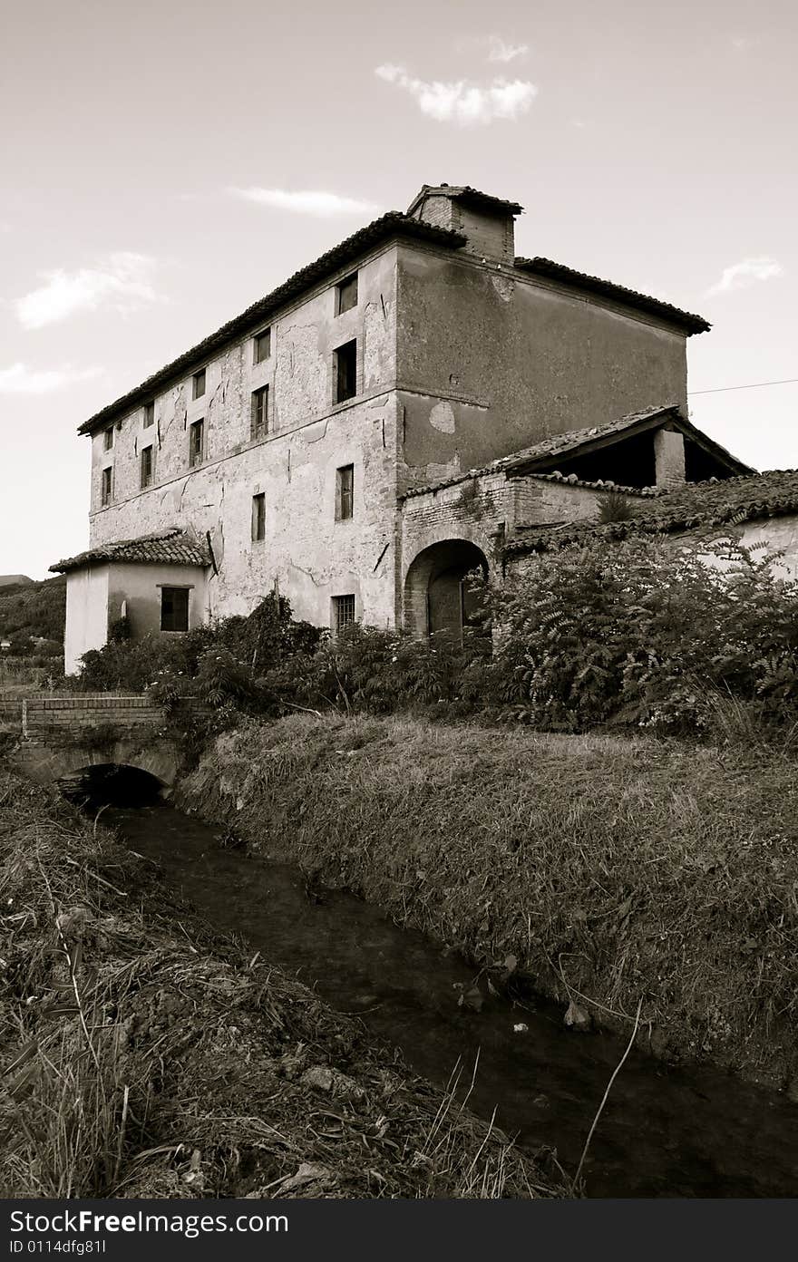 Old abandoned house in umbria near Foligno. Old abandoned house in umbria near Foligno