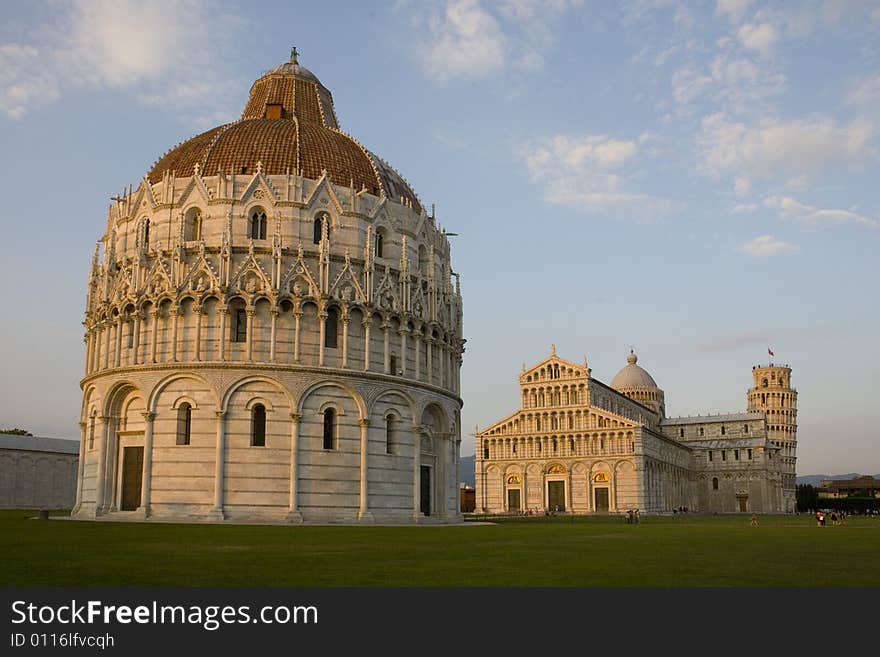 Sunset in Campo dei Miracoli, Pisa