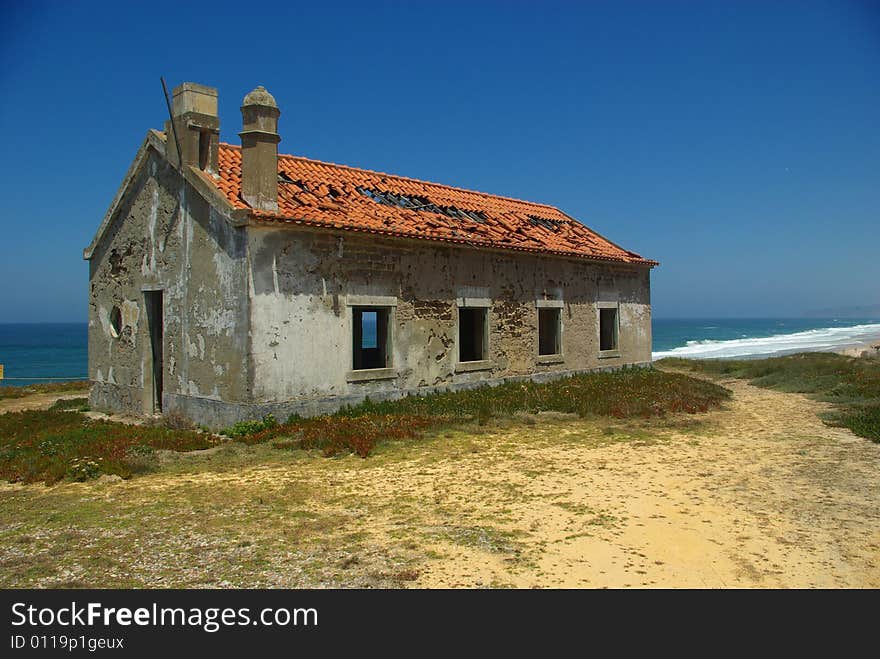 Abandoned hut.