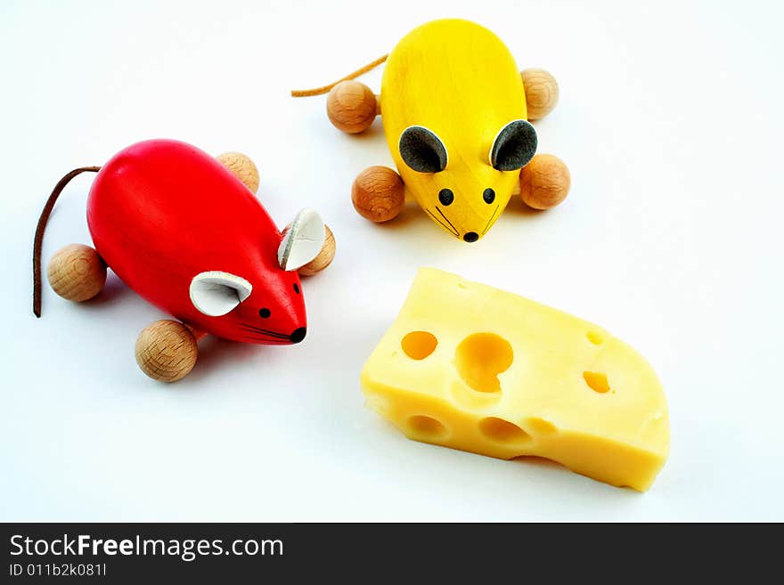 Two mice with cheese