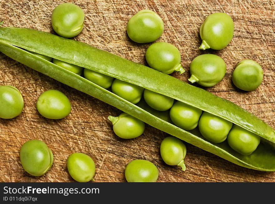 Fresh green peas.