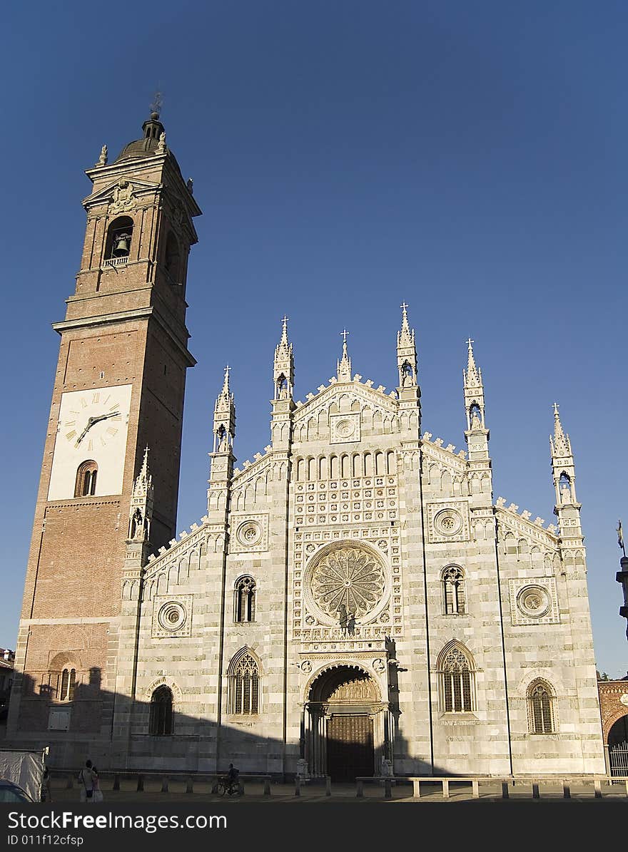 Duomo of Monza facade in a sunny late afternoon