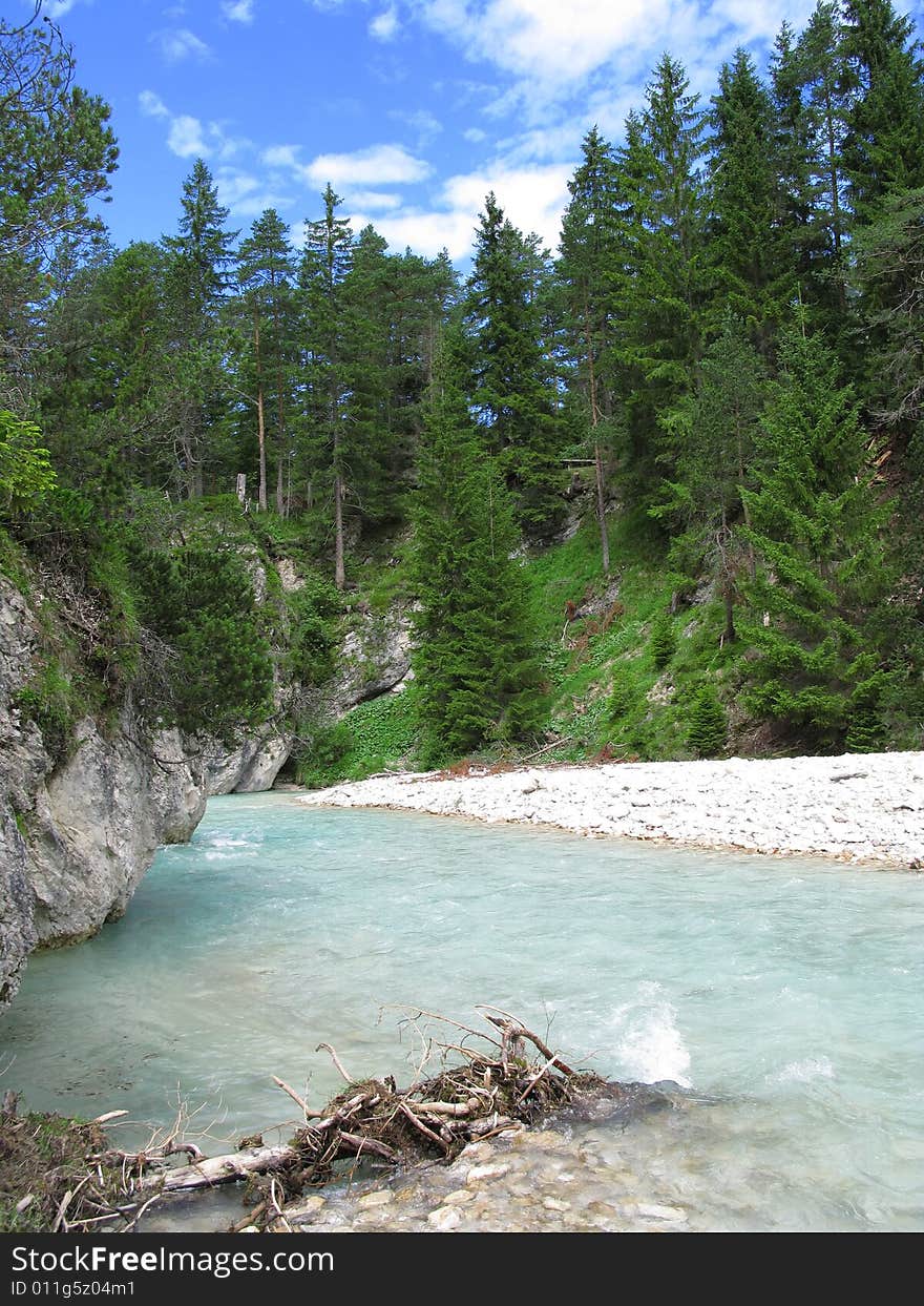 River isar at the beginning