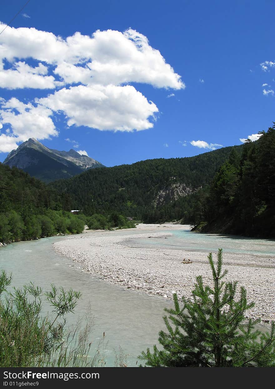 River isar at the beginning