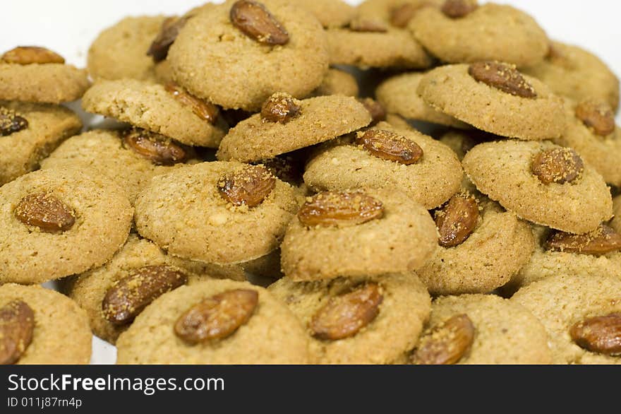 Oatmeal cookies with almond